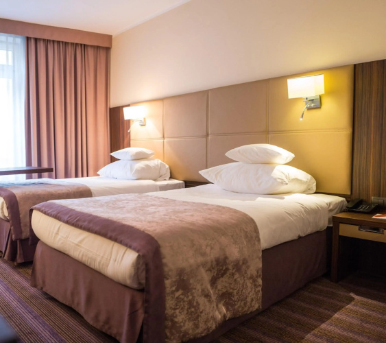 DeSilva Premium Opole