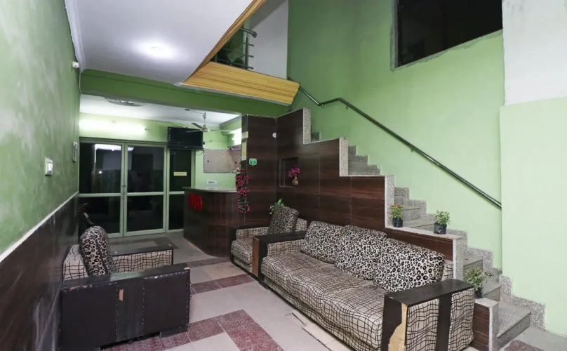 Uma Guest House