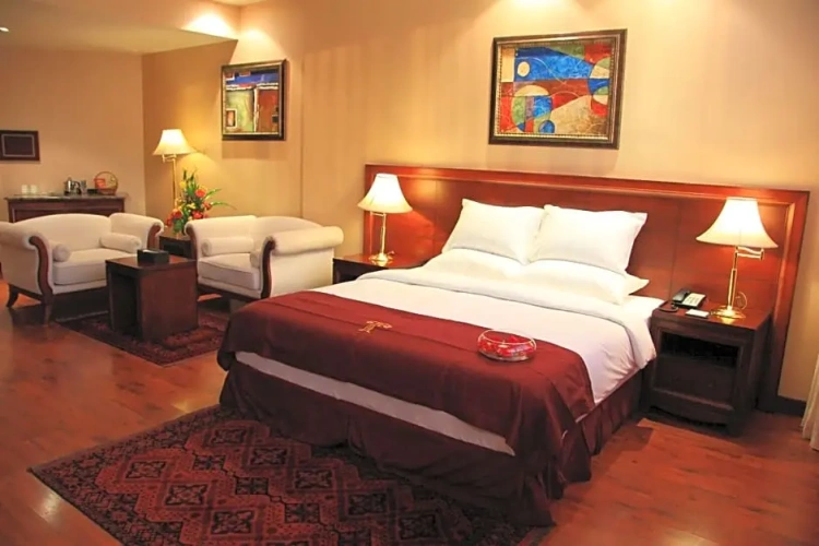 Premier room