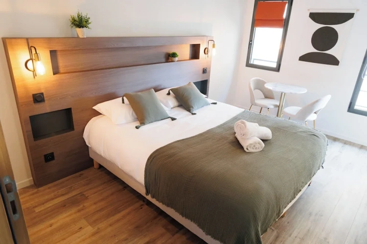Guest rooms