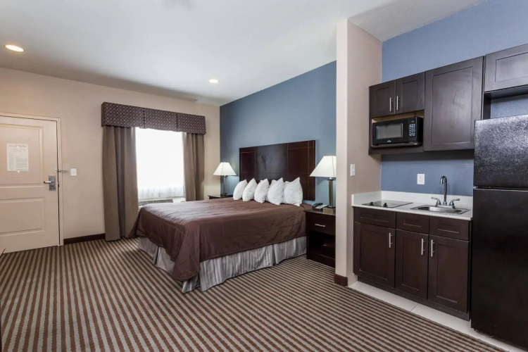 Knights Inn Three Rivers