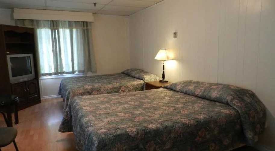Lytton Hotel