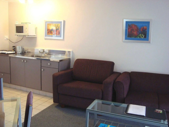 Aywon Motel