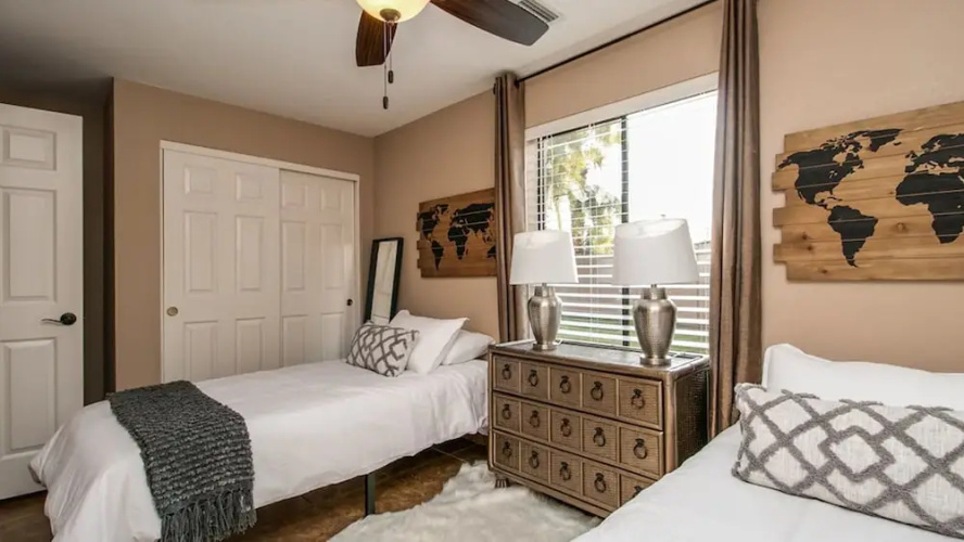 North Scottsdale Retreat w Resort Like Backyard!
