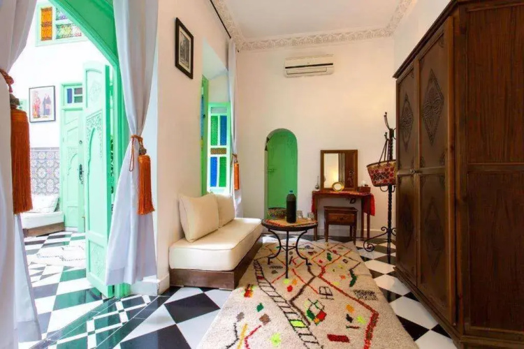 Riad Rose Meryam