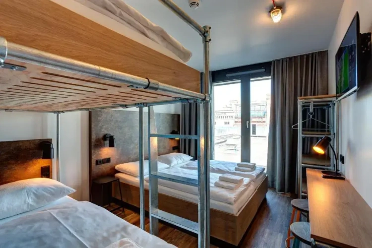 Standard Quadruple room