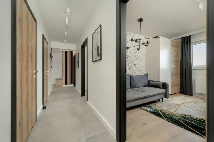 Bright & Peaceful Apartment by Renters
