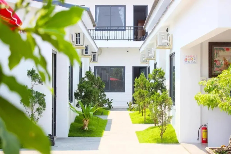 Phouse Hotel