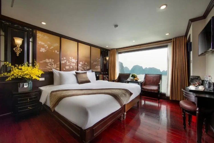 Executive Suite with balcony