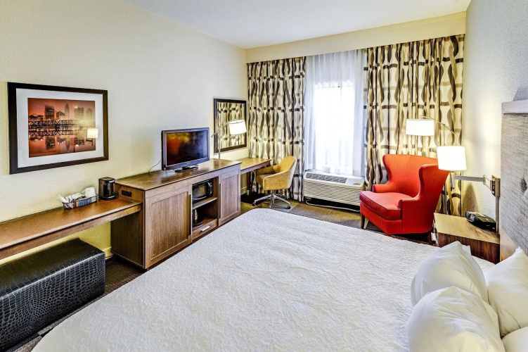 Hampton Inn by Hilton Columbus I-70E/Hamilton Rd