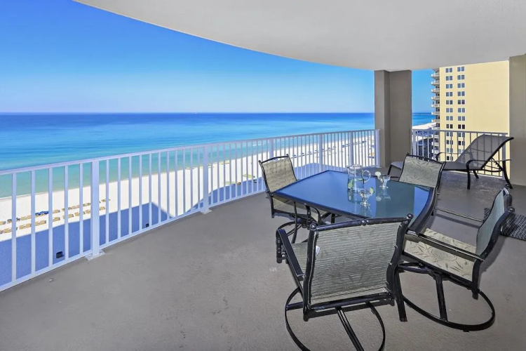 Ocean Villa 901 357048 by RedAwning