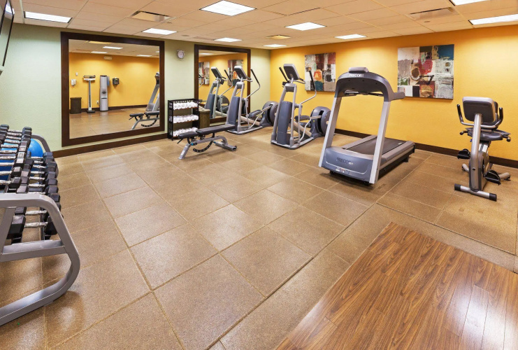 Holiday Inn Express & Suites Downtown Fort Worth photo 26