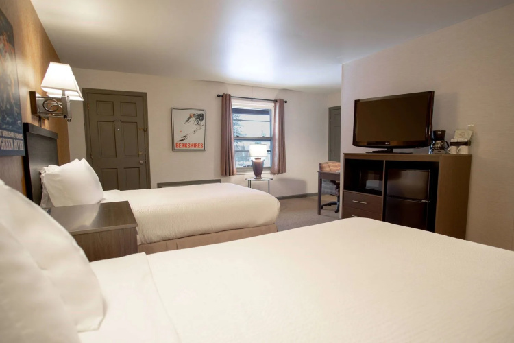 Yankee Inn