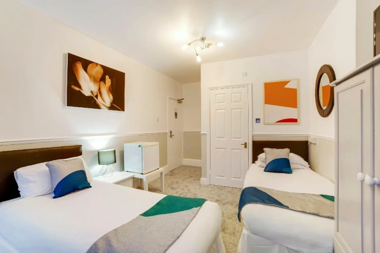 Classic Twin room
