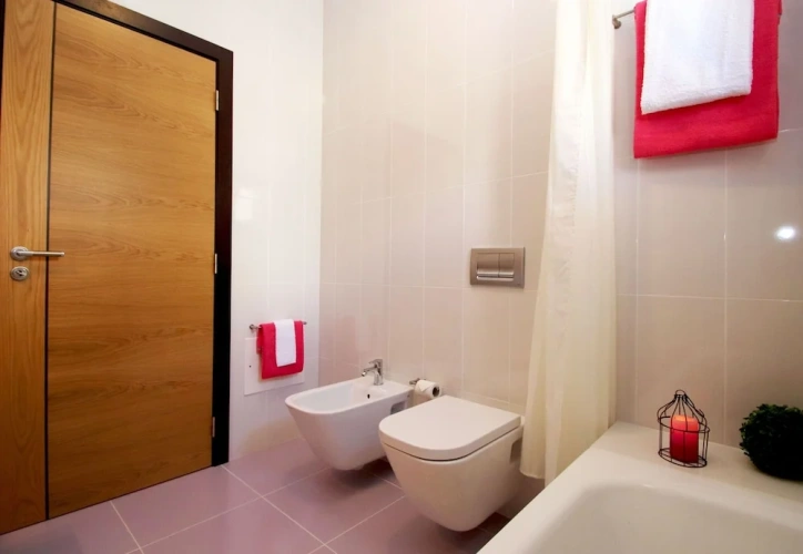 2 Bedrooms Apartment with balcony and with pool view
