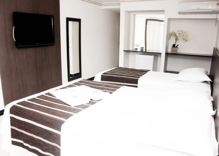 Las Brisas Beach Hotel