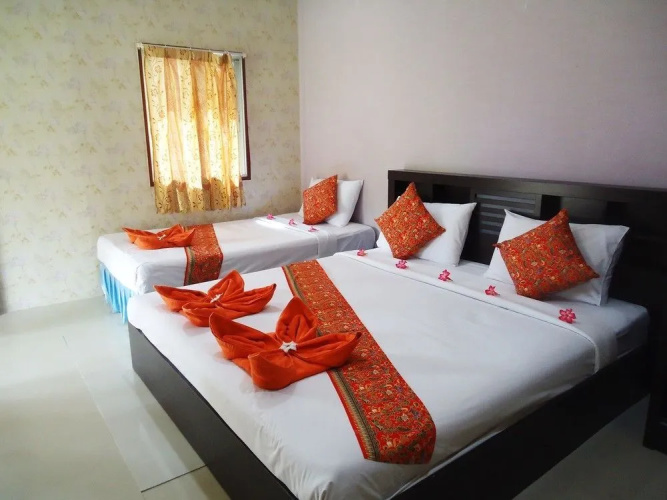 Raya Lanta Resort