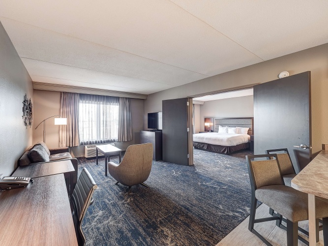 DoubleTree by Hilton Bloomington photo 6