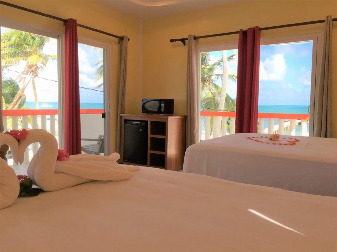 La Isla Resort