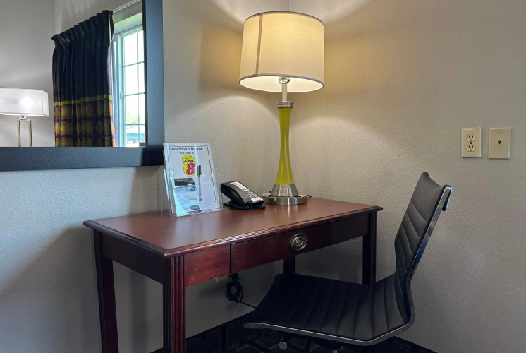 Super 8 by Wyndham Mt. Carmel IL