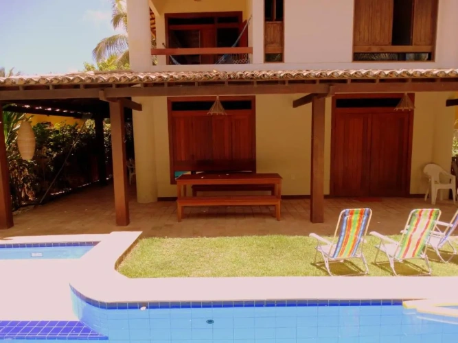 4 Bedrooms Cottage