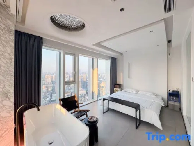 Deluxe Suite with sunset view