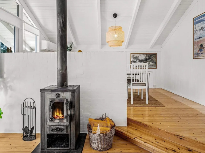 6 Person Holiday Home in Albaek