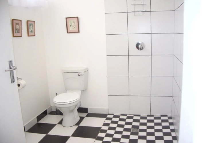 Dee's BnB