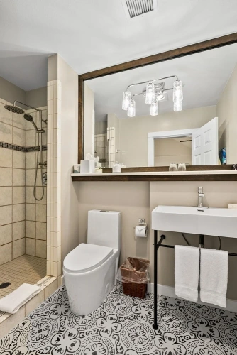 Deluxe Quadruple room with balcony