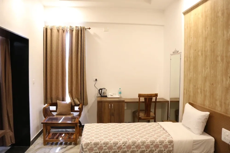 Double Suite