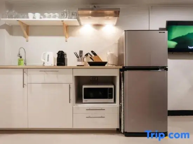S1 Large Duplex Silom 3 Beds, Full Kitchen WIFI