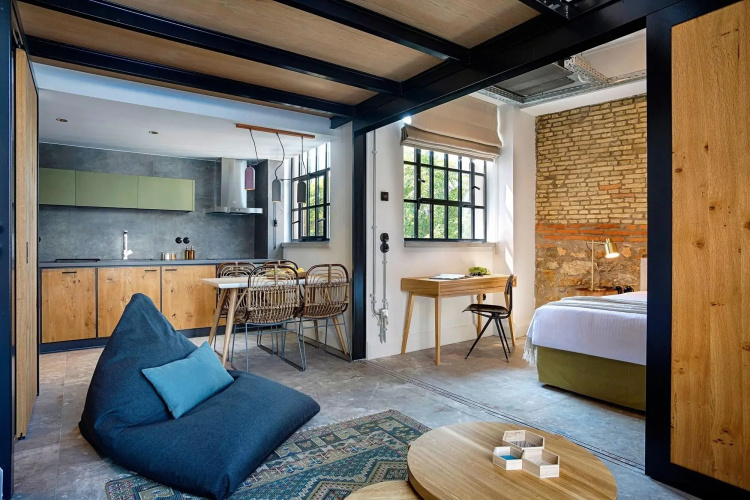 The Foundry Suites