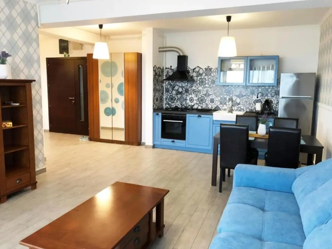 2 Bedrooms Apartment