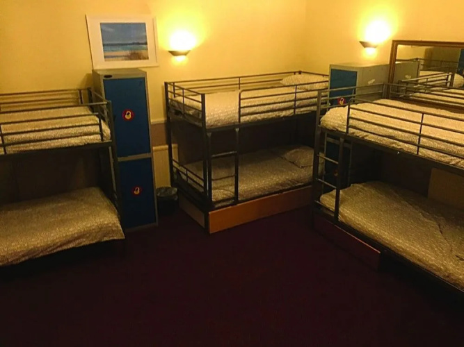 Bobby's Bunkhouse - Hostel