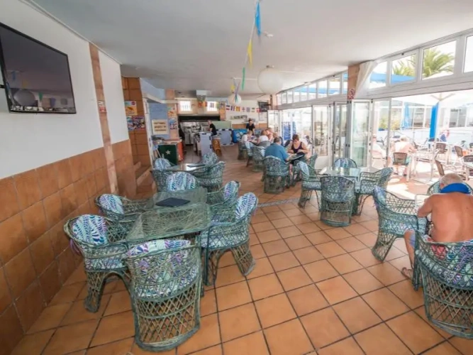 1 Bedroom Apartment with balcony and with sea view