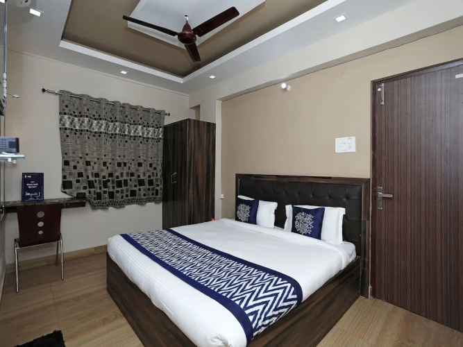 OYO 9665 Residency Inn