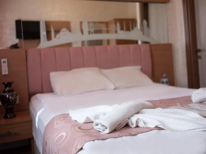 Economy (no window) Double room