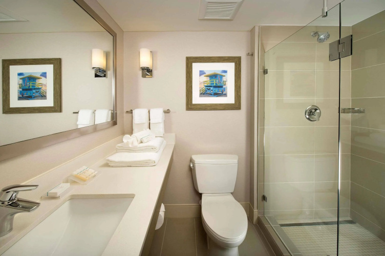 Hilton Garden Inn Miami South Beach photo 9