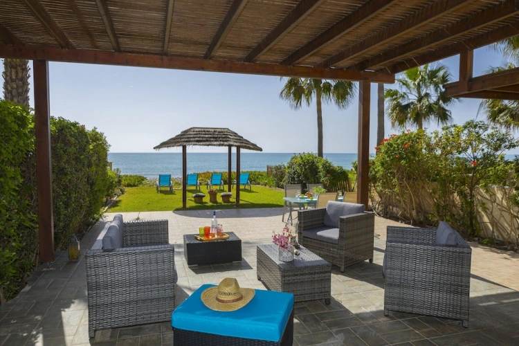 3 Bedrooms Villa