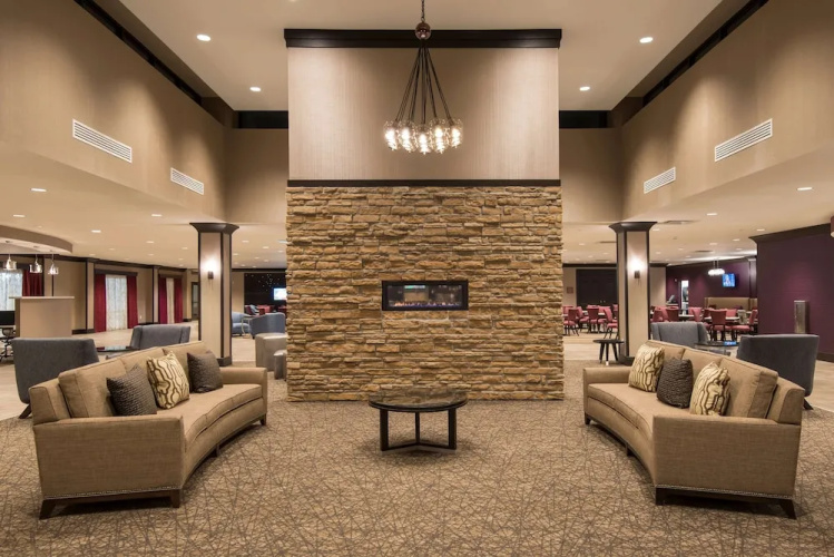 DoubleTree by Hilton Schenectady