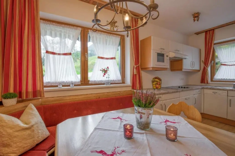 3 Bedrooms Chalet
