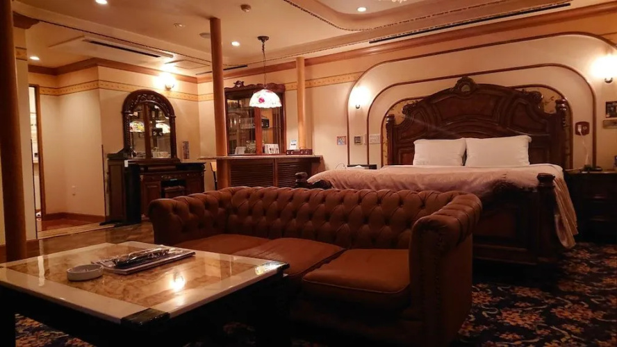 Hotel Zips - Adults Only