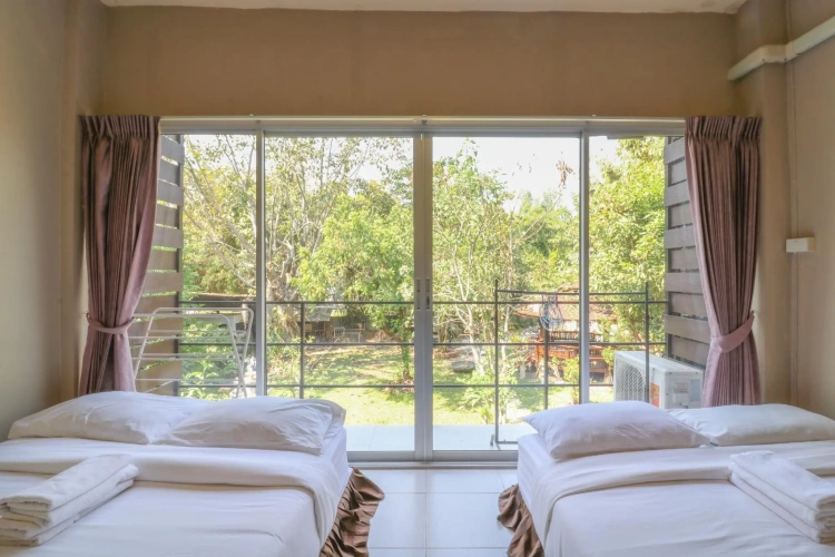2 Bedrooms Cottage