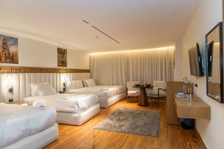 Superior Quadruple room