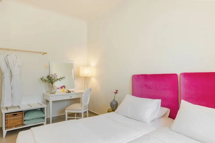 2 Bedrooms Suite
