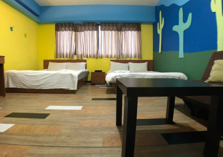 Taichung Calfhouse Hostel
