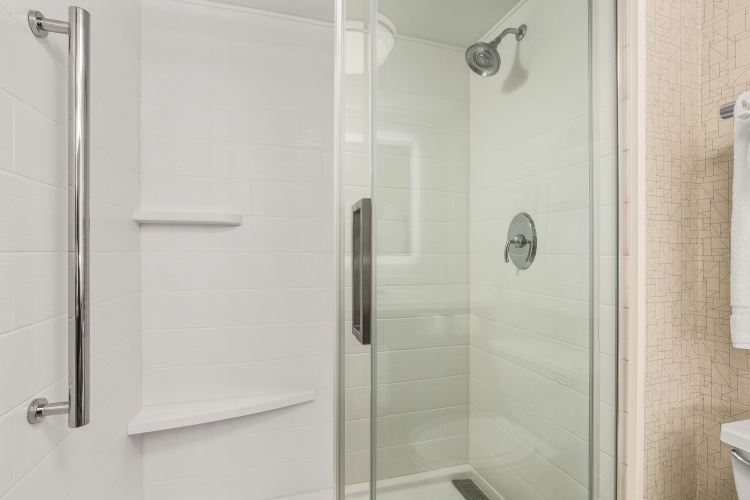 Holiday Inn Express & Suites Tacoma photo 10