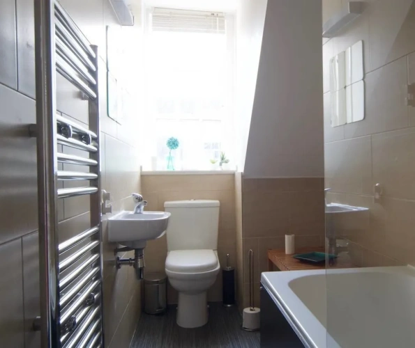 2 Bedrooms Apartment