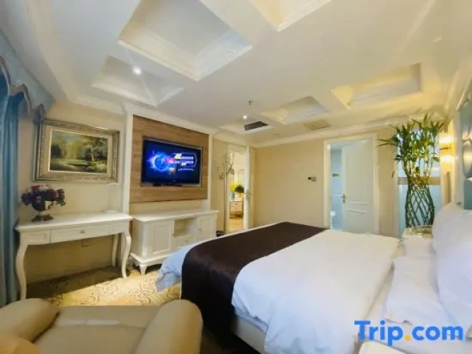 Premier Suite