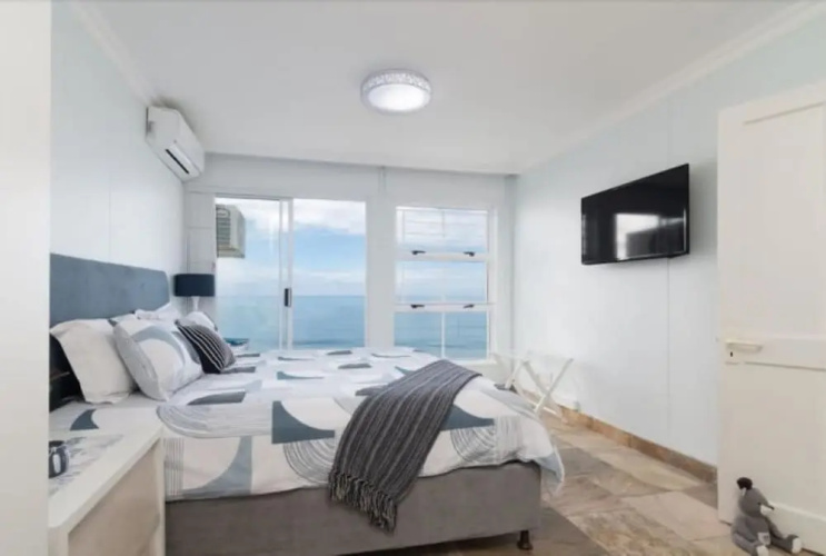 3 Bedroom Beachfront Apartment